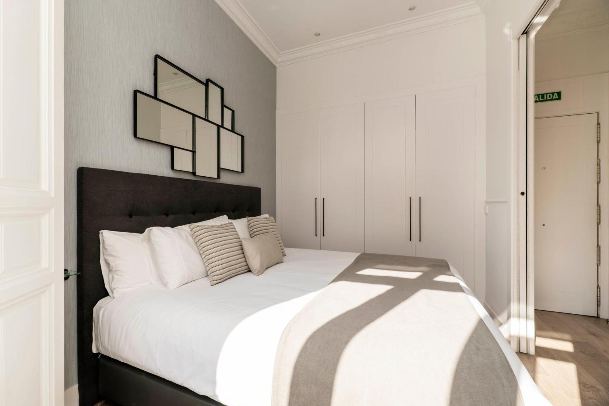 Madrid 1915 Private Suites Pokoj fotografie