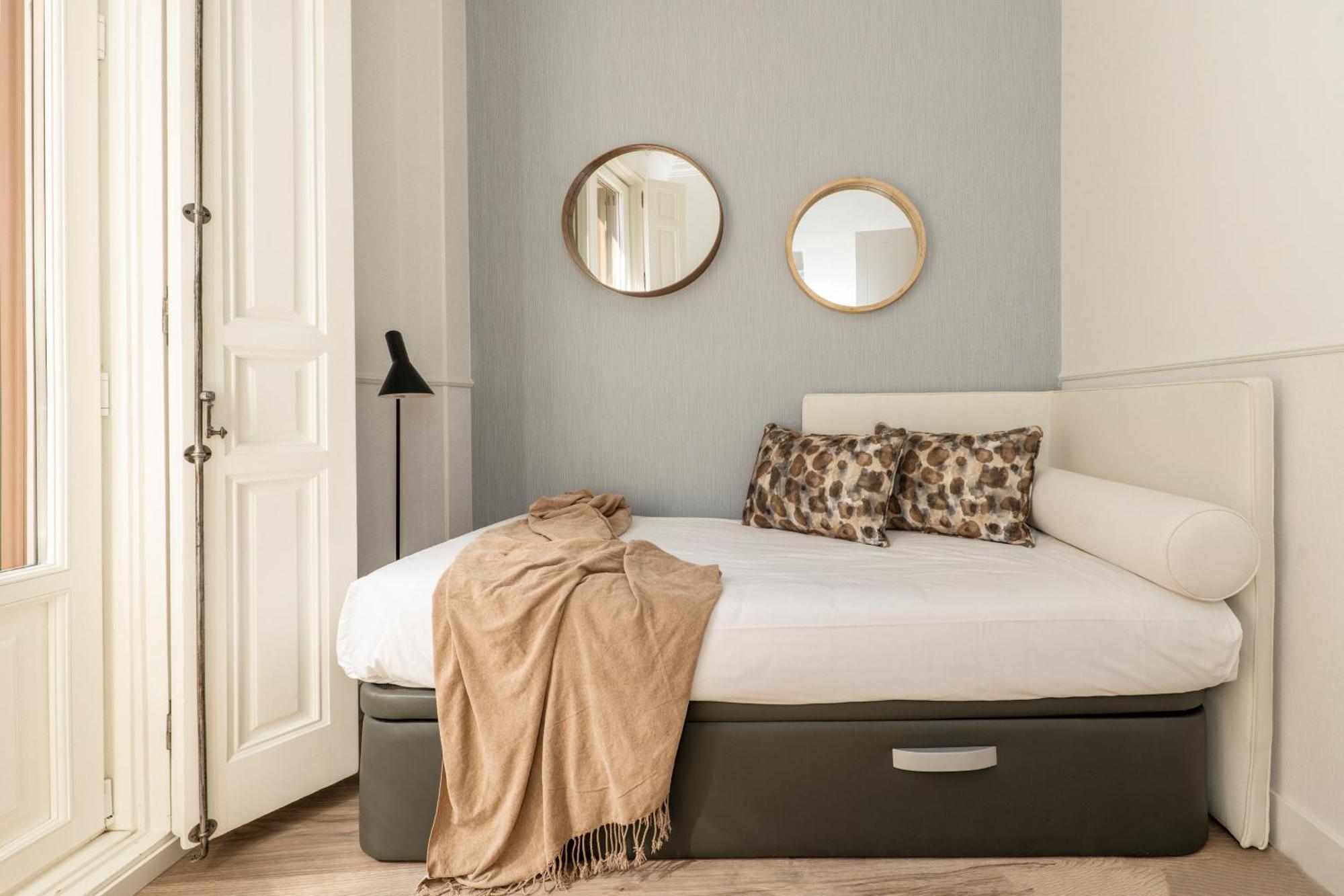 Madrid 1915 Private Suites Pokoj fotografie
